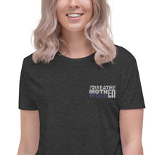 Load image into Gallery viewer, Crop Tee
